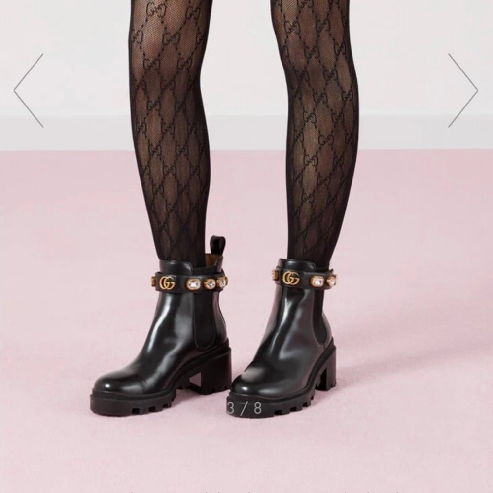 Gucci black leather boots with jewels - Picture 3 of 11